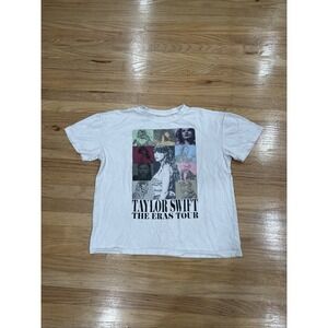 Taylor Swift The Eras Tour 2023 Exclusive White T-shirt‎ Official Merch Sz Small
